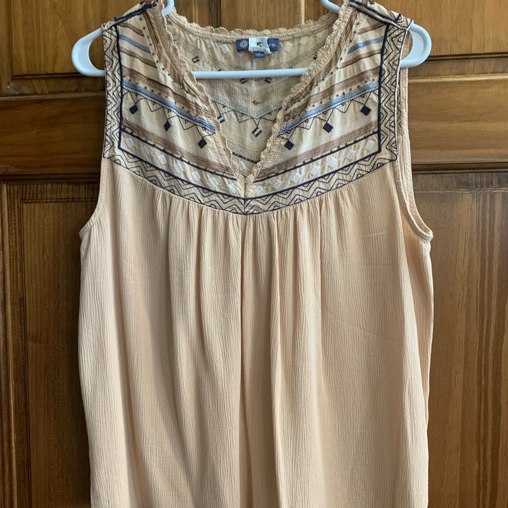 Democracy Cream Embellished Sleeveless Blouse